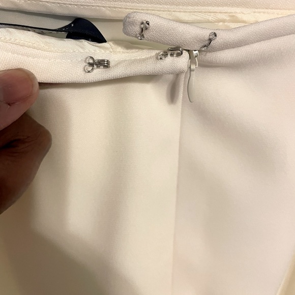 Preston & York Papyrus/Shell Colored Jacket and Skirt Work Suit sz. 18 - Picture 7 of 10